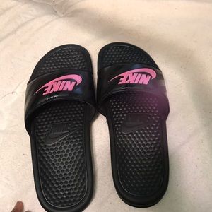 *NIKE SLIDES* Black and Pink